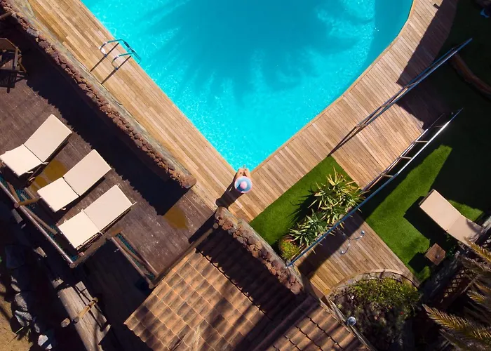 Casa rural Redondo De *